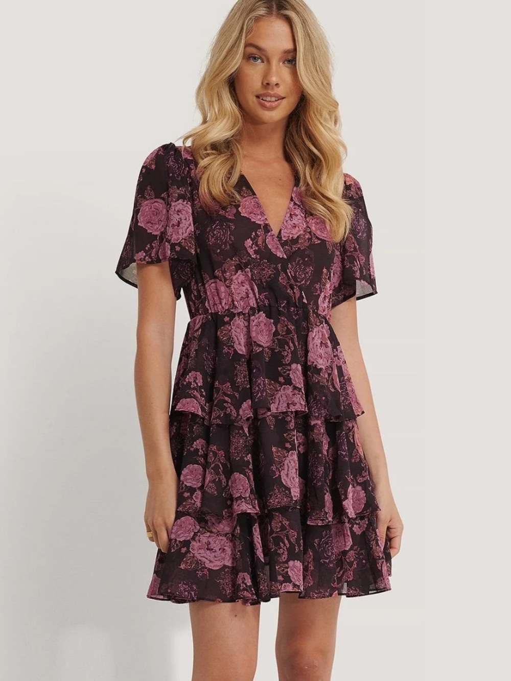 NA-KD Triple Layer Flounce Short Sleeve‎ Dress Women’s SZ 34 or Small Plum Pink